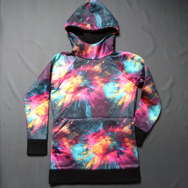 Bluza // koloroza z kapturem i kieszeniami